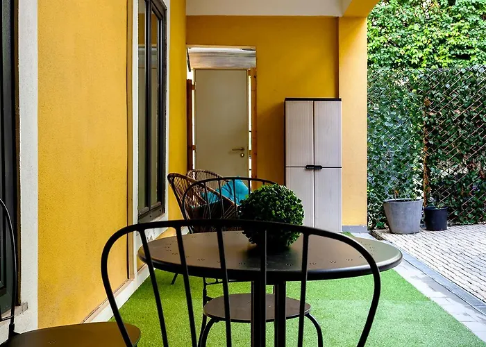 Patio Do Duarte * Lisboa